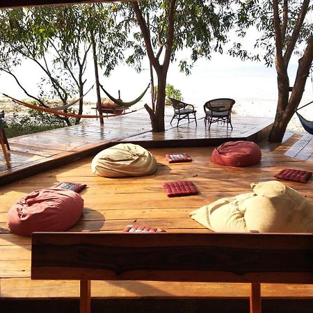The Boarding House Hotel Sihanoukville Exterior photo