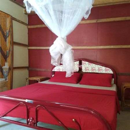 The Boarding House Hotel Sihanoukville Exterior photo