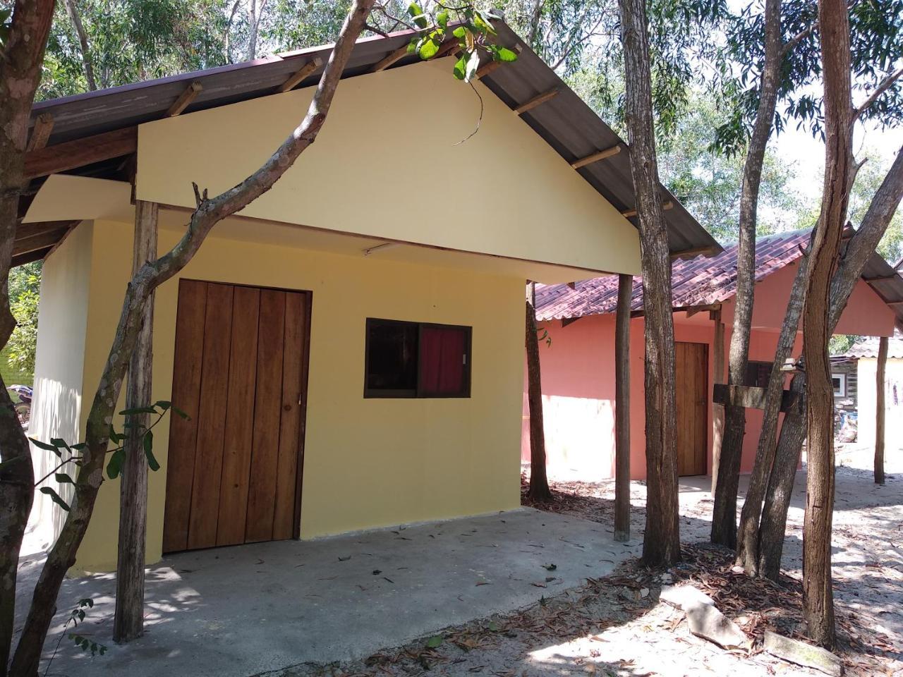 The Boarding House Hotel Sihanoukville Exterior photo