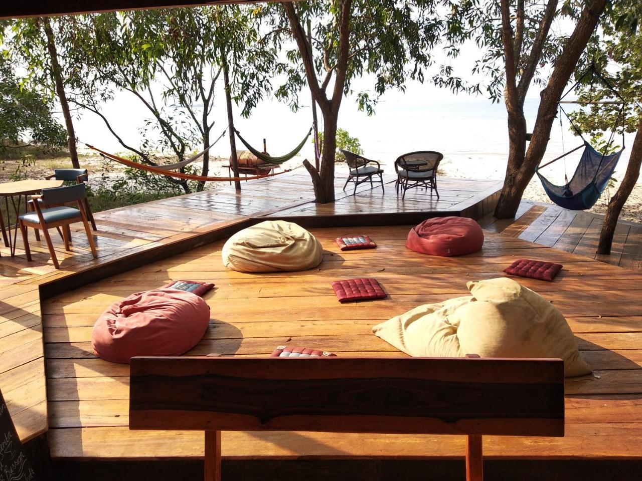 The Boarding House Hotel Sihanoukville Exterior photo